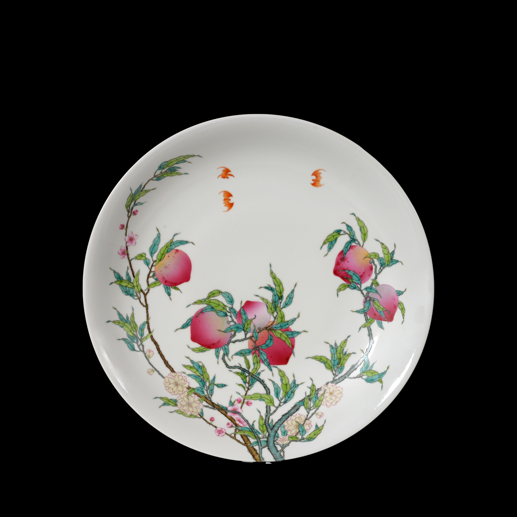 粉彩九桃五蝠紋大盤